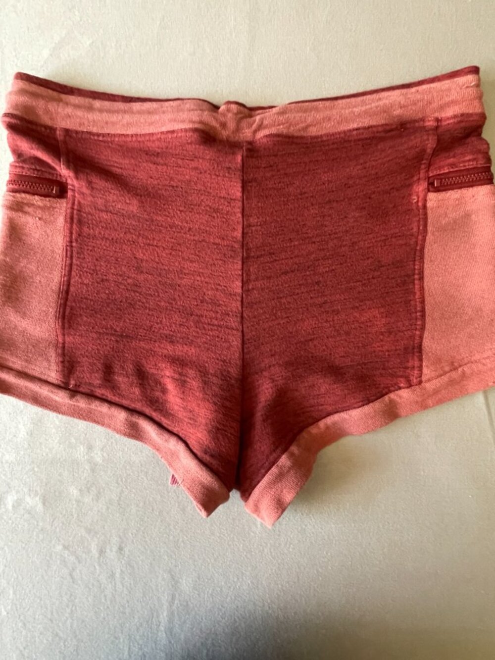 FP Movement Highlights Coral Zip Pocket Micro Shorts XS/S - Picture 2 of 6